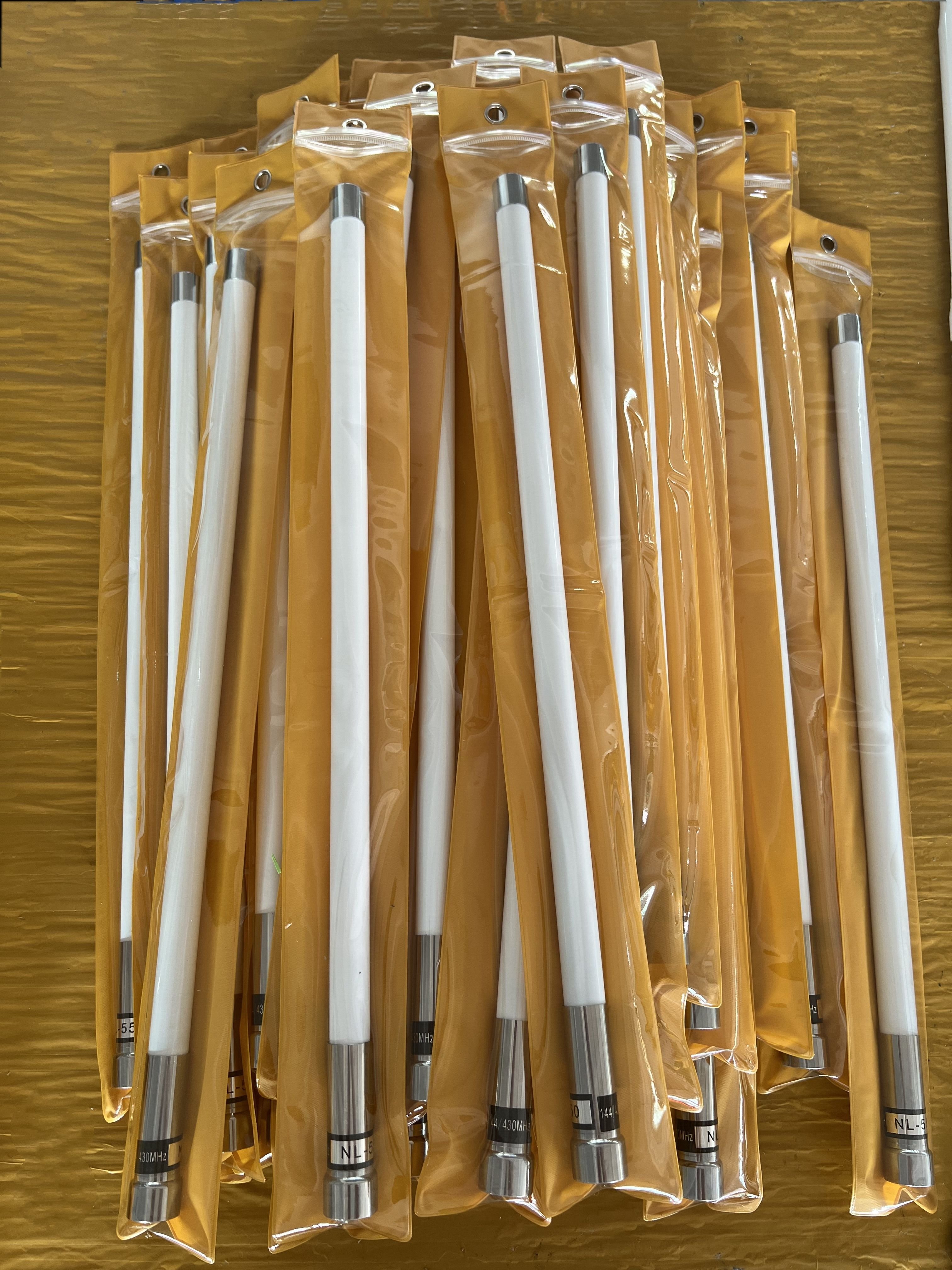 NL 550 Fiberglass Antenna VHF/UHF Dual Band 144/430Mhz Ham High Gain Long Range Mobile Antenna Car Radio Communication Antenna